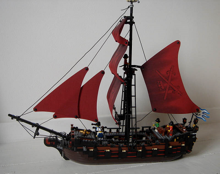 ship sloop war spanish pirate cannons captain capstan brig sails qar corioso