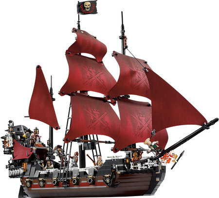 Stop motion video of building 4195 Queen Anne's Revenge - by yys4u