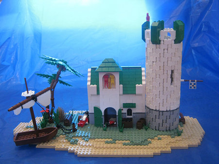 LEGO Pirate MOC Forgotten Outpost by Trevor Van Aalst