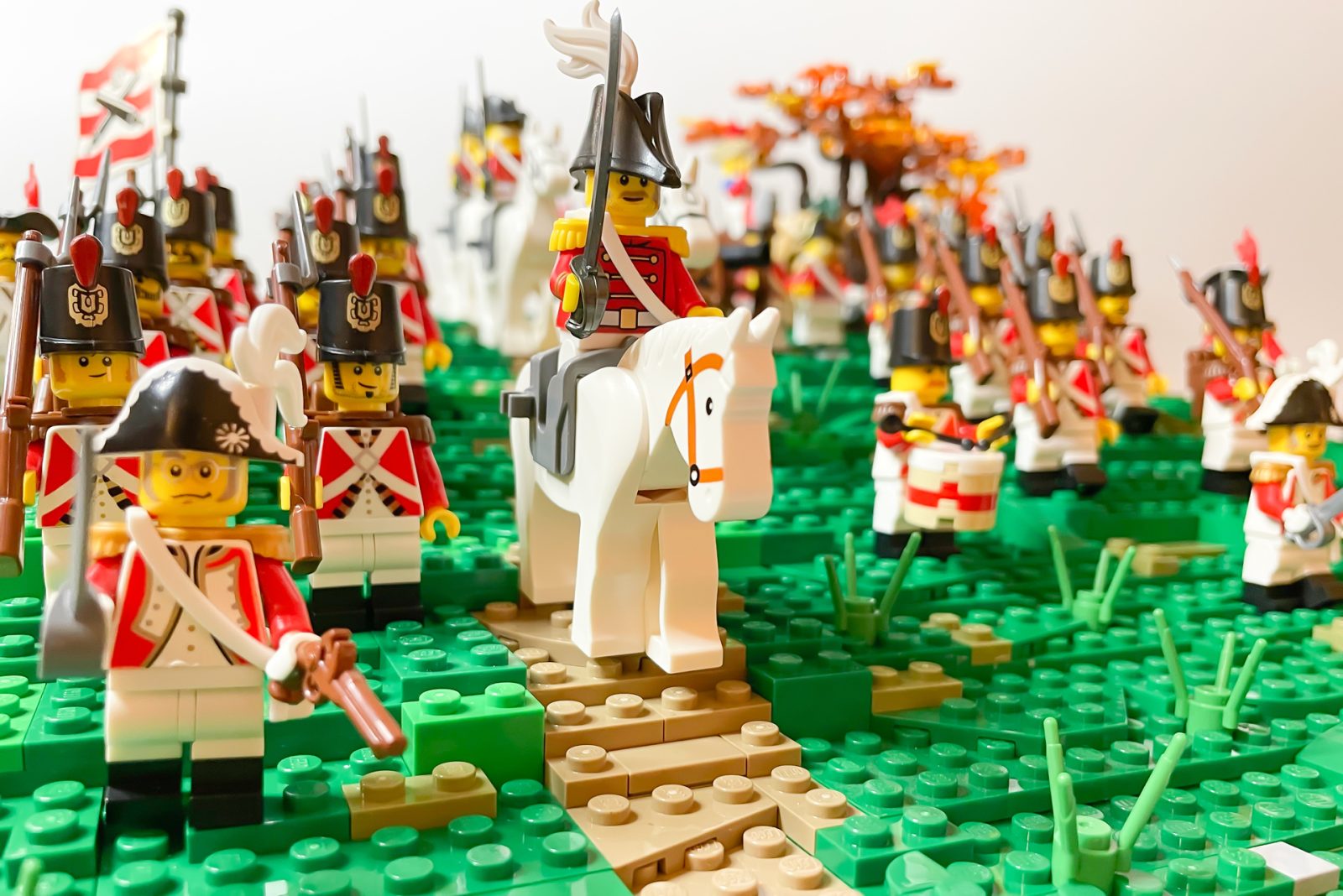 LEGO IDEAS - Replicate your heroic minifigures in battle! - Epic Army battle