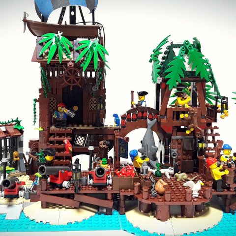 Thumbnail Image of “Pirate Island of the Barracuda Bay” by Pantelis