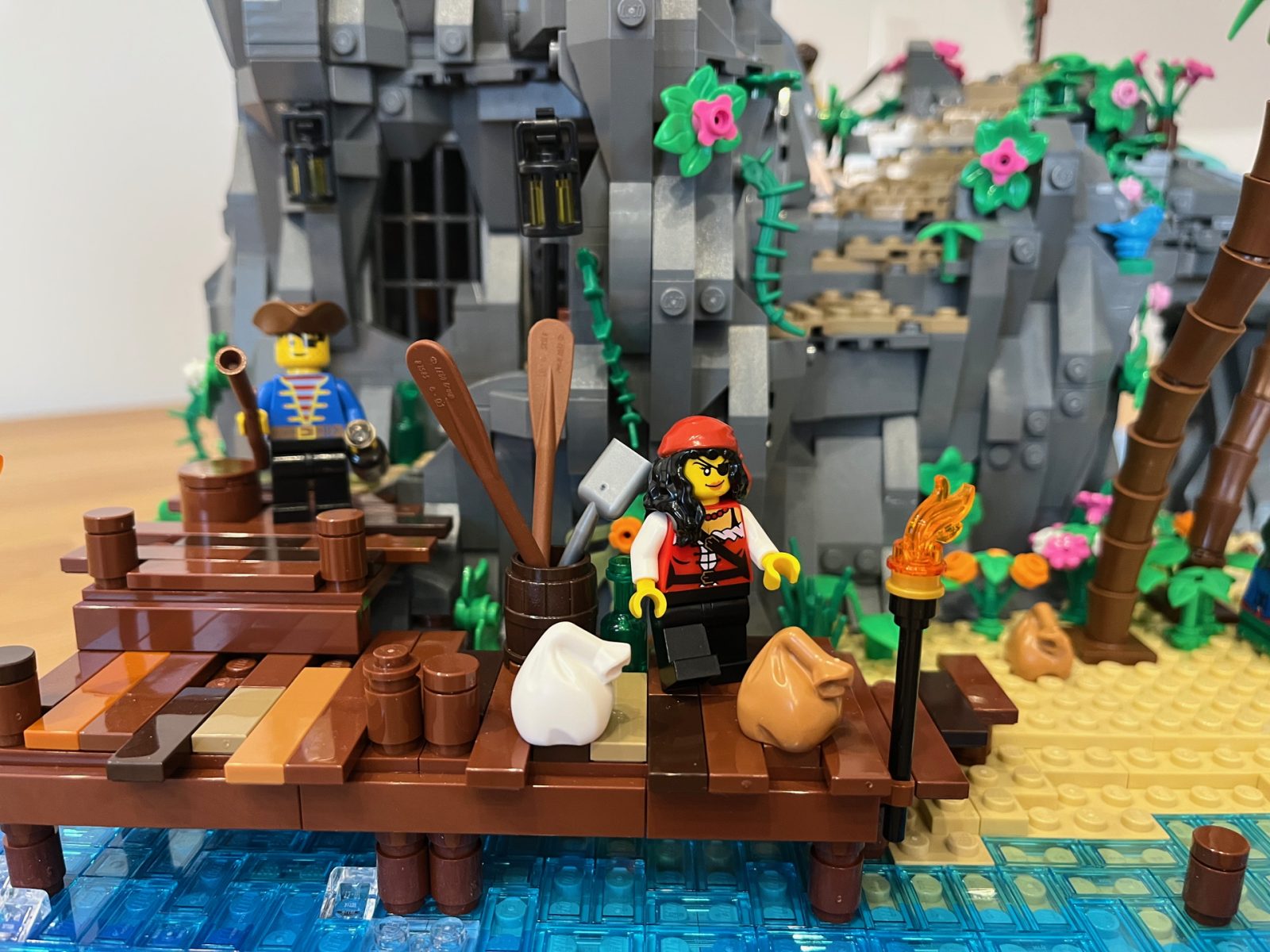 “Treasure Island” by Filibbooo – MOCs – The Ultimate LEGO® Pirate Resource