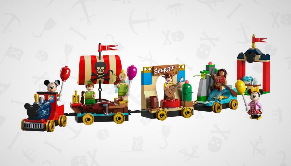 LEGO 43212 Disney Celebration Train with Pirate Sail