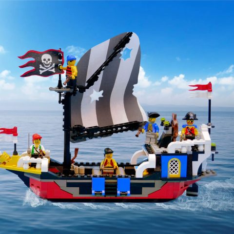 Thumbnail Image of “Captain Ironhook’s Classic Pirate Junk” by Legostein