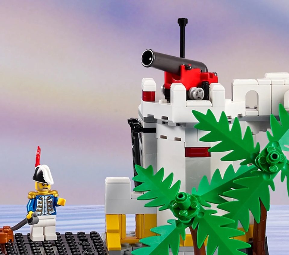 LEGO 10320 Eldorado Fortress sees an iconic Pirates set get remade for 2023  - Jay's Brick Blog