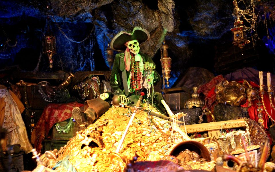 Dead Man's Grotto - Pirates of the- Carribean Ride at Disneyland