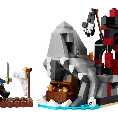 Thumbnail Image of Creator 40597 Scary Pirate Island NOW on LEGO.com