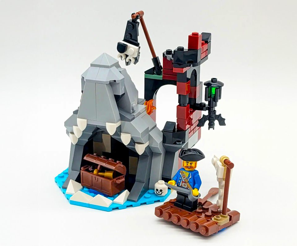 LEGO Creator 40597 Scary Pirate Island by First Mate Rummy