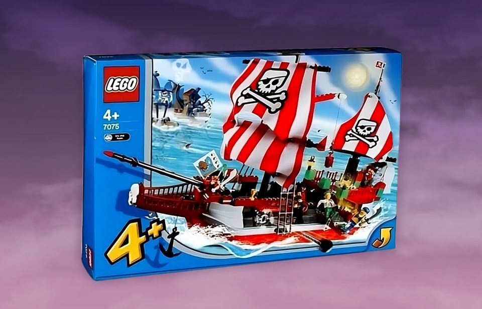 Front box of 7075 Captain Redbeard's Pirate Ship