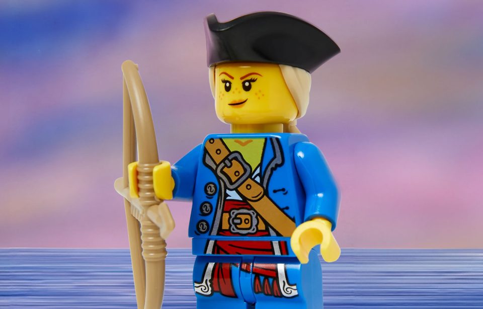 LEGO Build A Minfiigure: Pirate Girl
