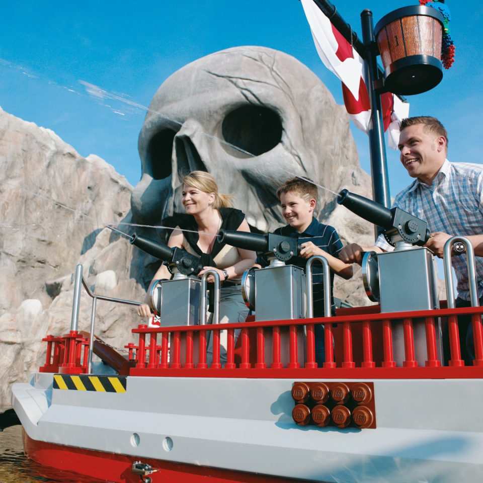 Skull cave at Captain Nicks Pirate Splash Battle at LEGOLAND Deutschland