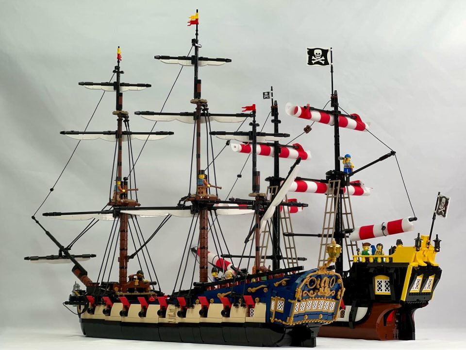 Port broadsides of the 21322 Black Seas Barracuda and Series 6 "Fortuna"