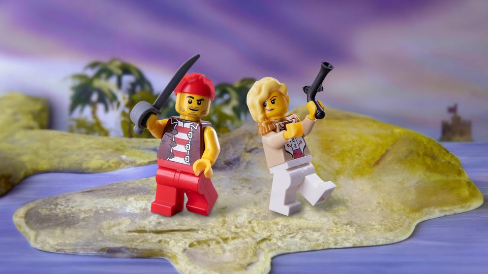 Bo'Sun Will and Camilla from21358 Minifigure Vending Machine