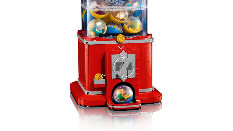 Mechanics of 21358 Minifigure Vending