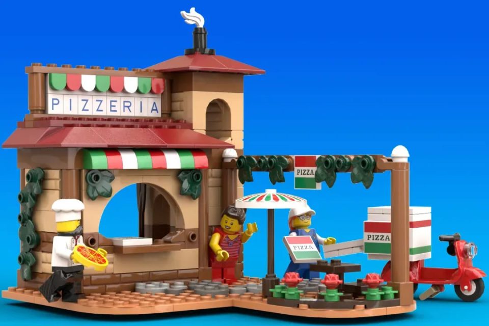Click here to enlarge image "Pizza to Go... Or Stay" by Woligan