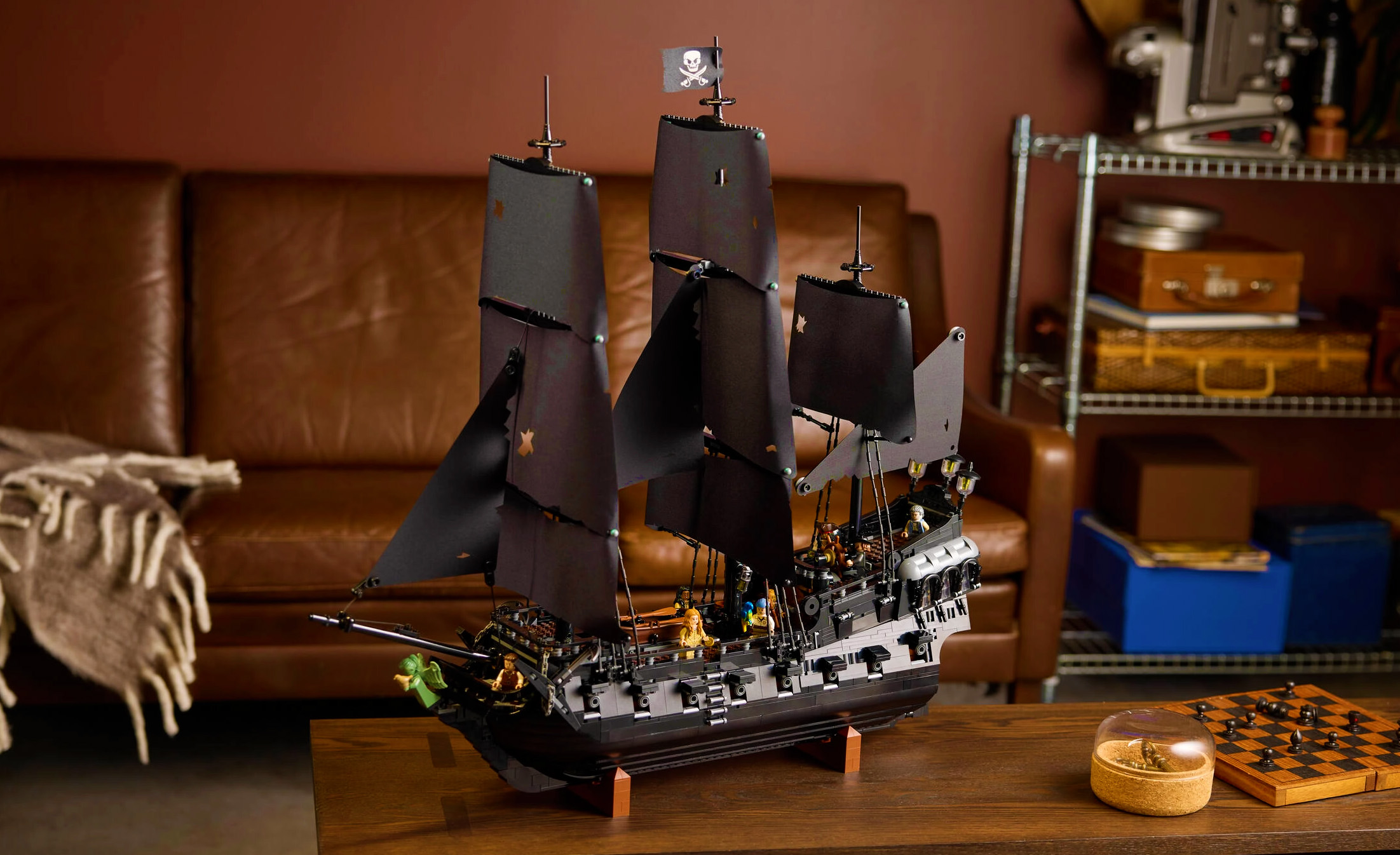 10365 Jack Sparrow's Pirate Ship