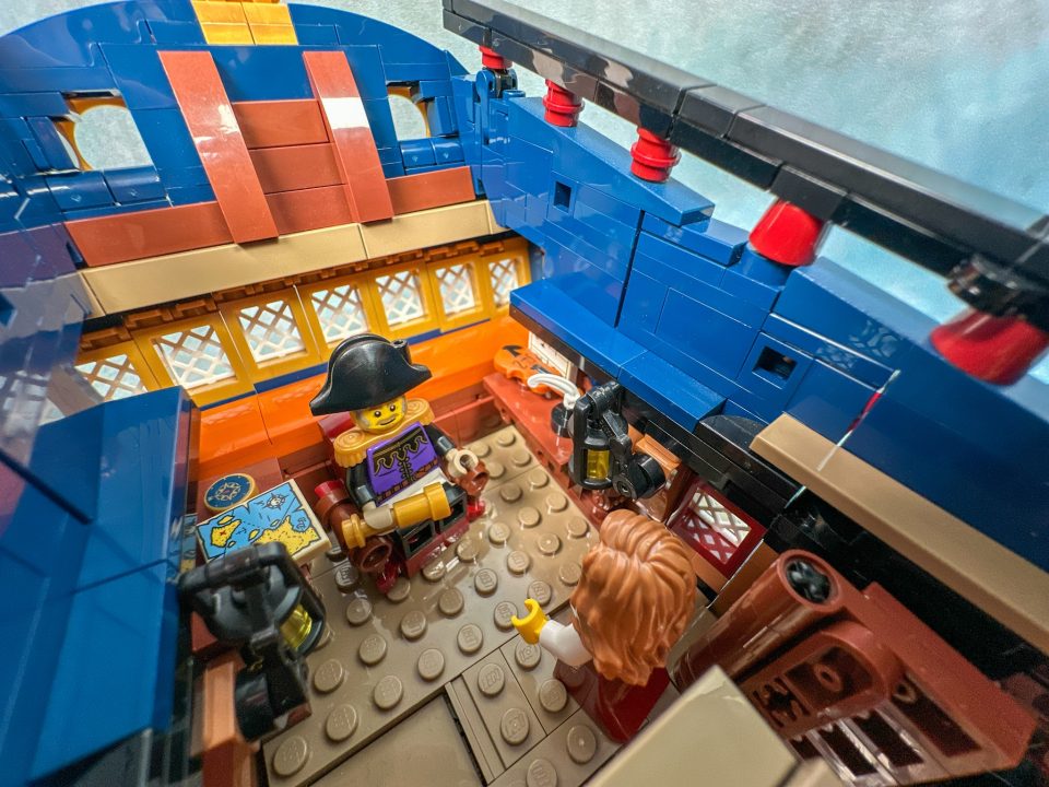 Captain's cabin of "Privateer Frigate Fortuna" by BrickPerfection