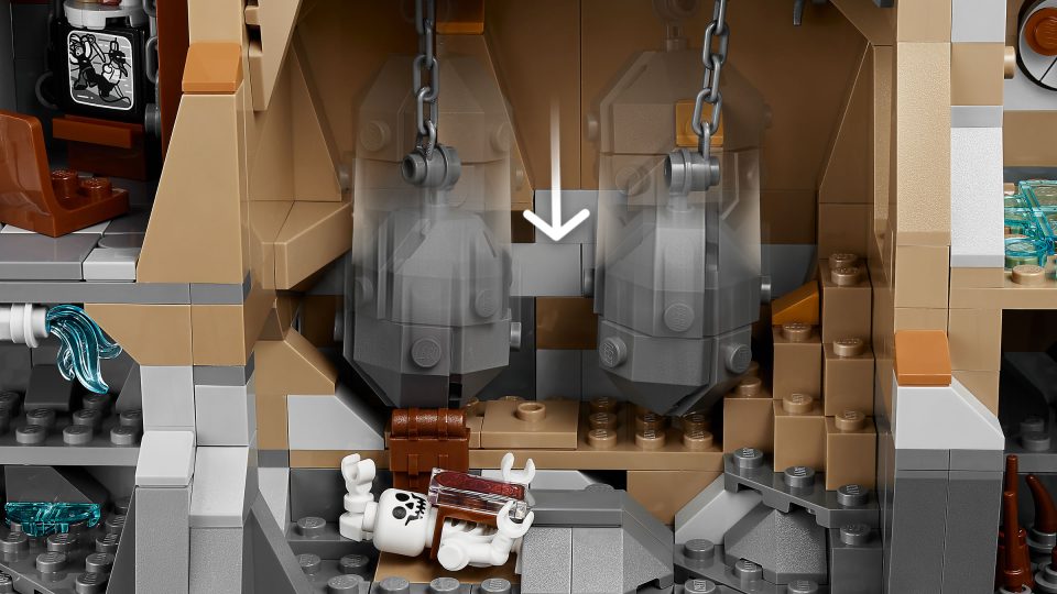 Chester Copperpot crushed by boulders in 21363 The Goonies