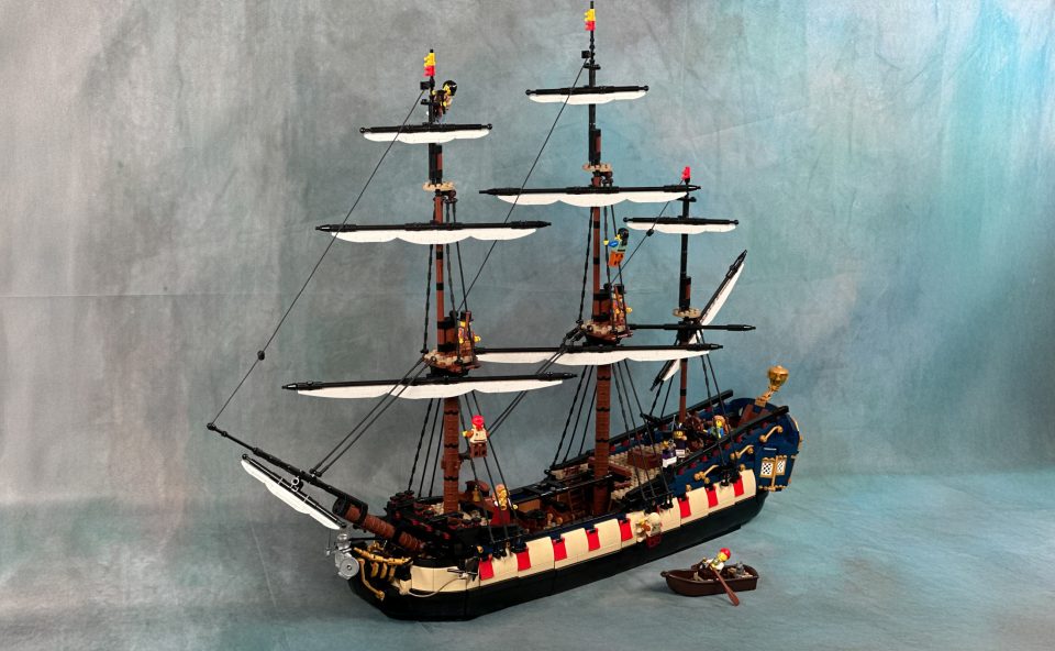 Series 7 version of "Privateer Frigate Fortuna" by BrickPerfection