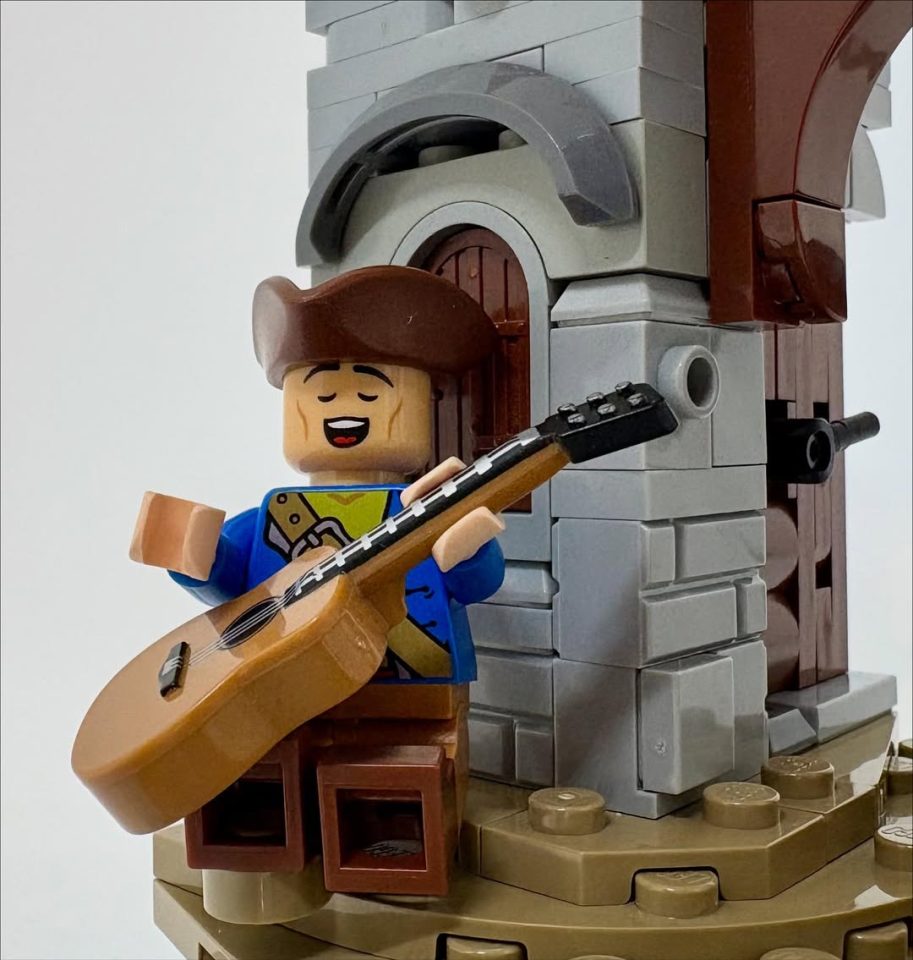 Bard Minifig in "Straight to the Tavern" by tomdekesel