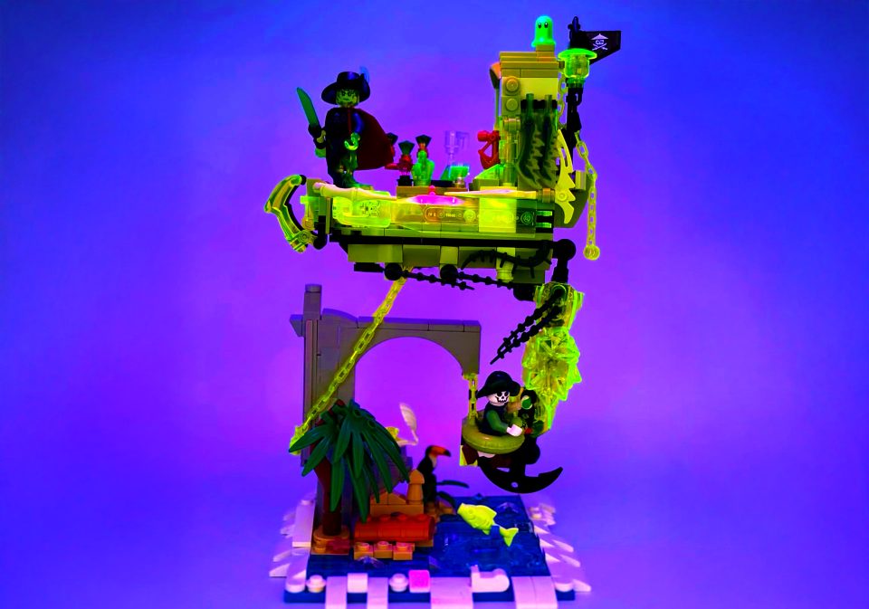 Click here to enlarge image "Suspended Ghost Pirate Ship" by illz_book_brick_pics