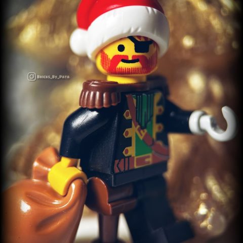 “Merry Christmas” by bricks_by_pata