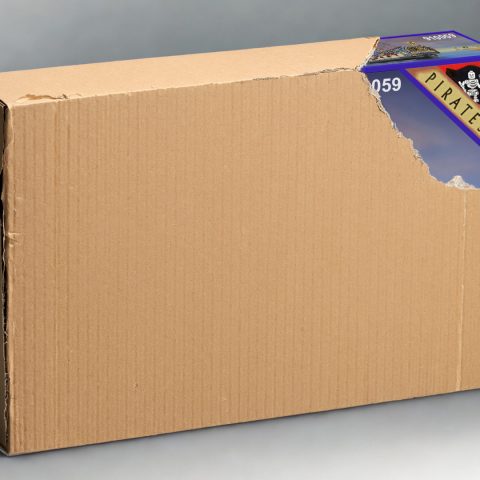 910059 Privateer Frigate Fortuna- SYSTEM Box in torn postage box