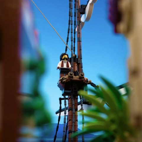 910059 Privateer Frigate Fortuna by BrickLink Designer Program