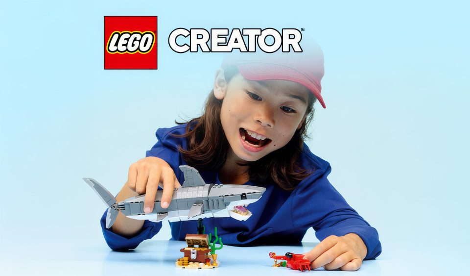 Click here to enlarge image Child playing with Shark, Crab and Treasure chest from 31381 Fierce Shark with a Treasure Chest