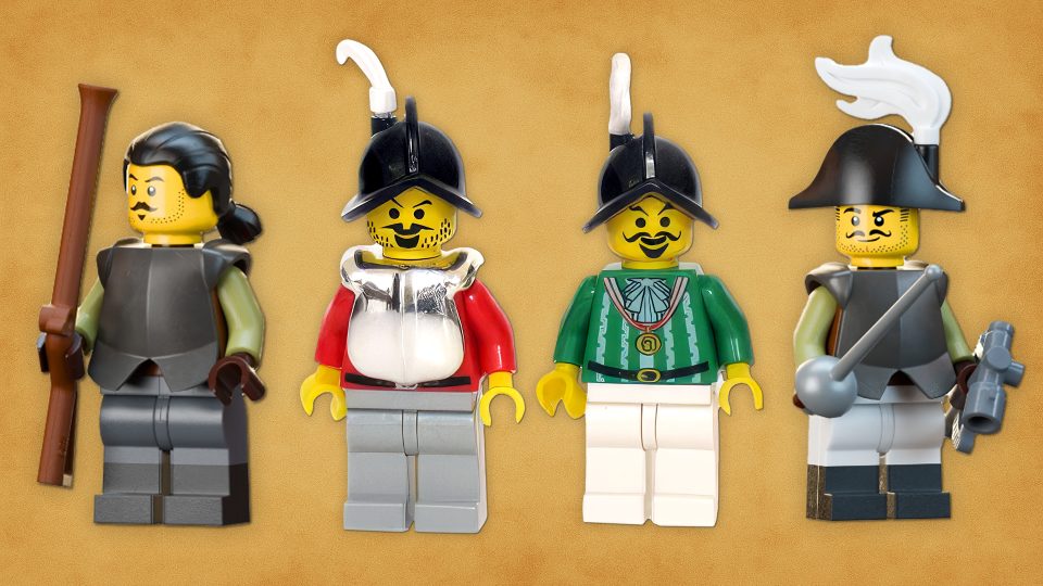 Comparison between Classic and Coconut Cape Imperial Armada Minifigures