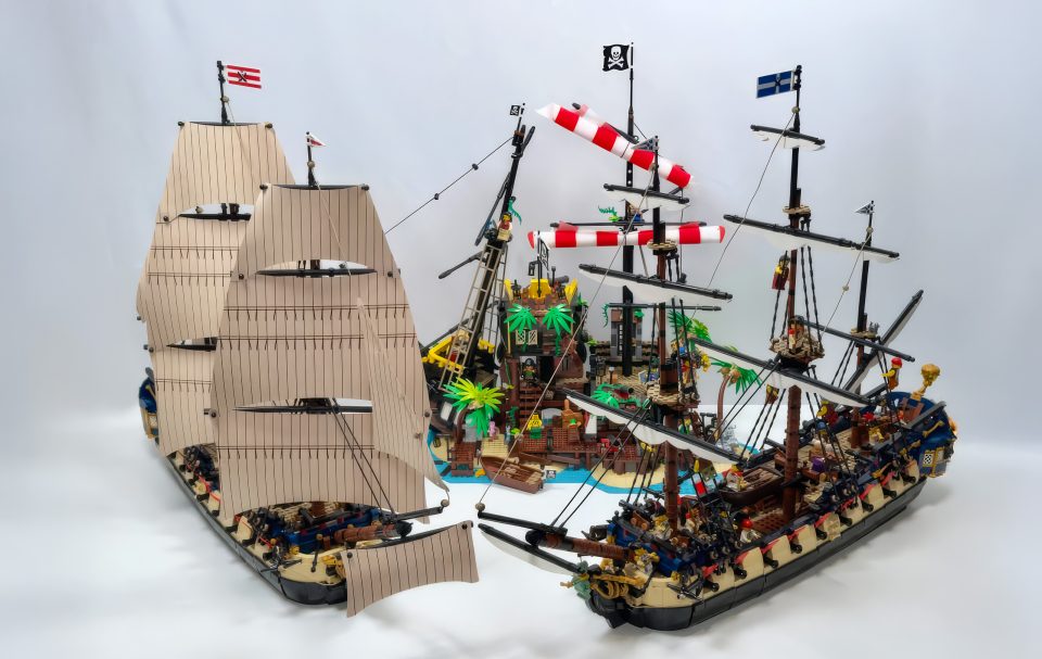 910059 Privateer Frigate Fortuna sail comparison