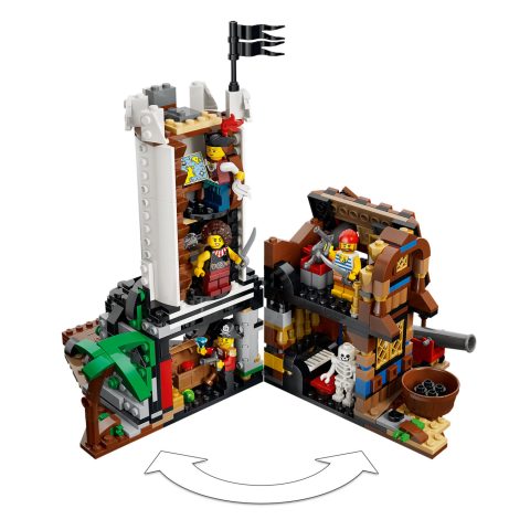 Open fort build of 31387 Iconic Pirate Ship