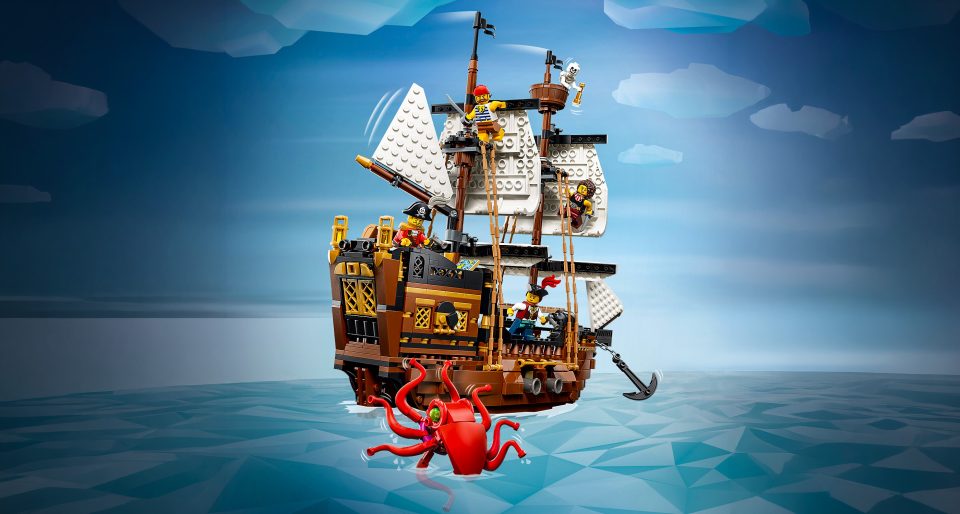 Ship build of 31387 Iconic Pirate Ship