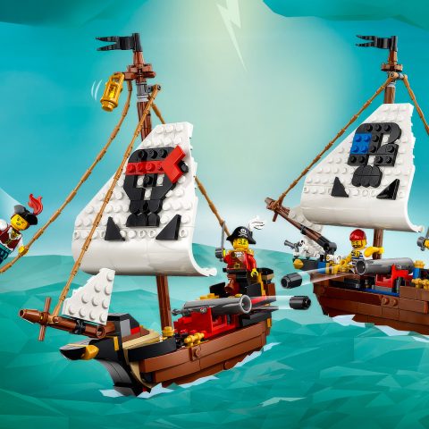 Two small ship builds of 31387 Iconic Pirate Ship