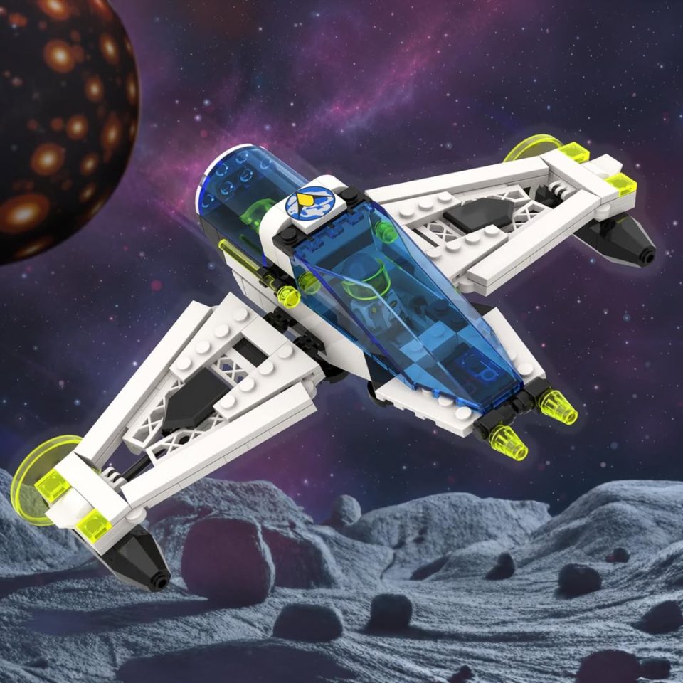 "Exploriens spacecraft" by Glatmocs