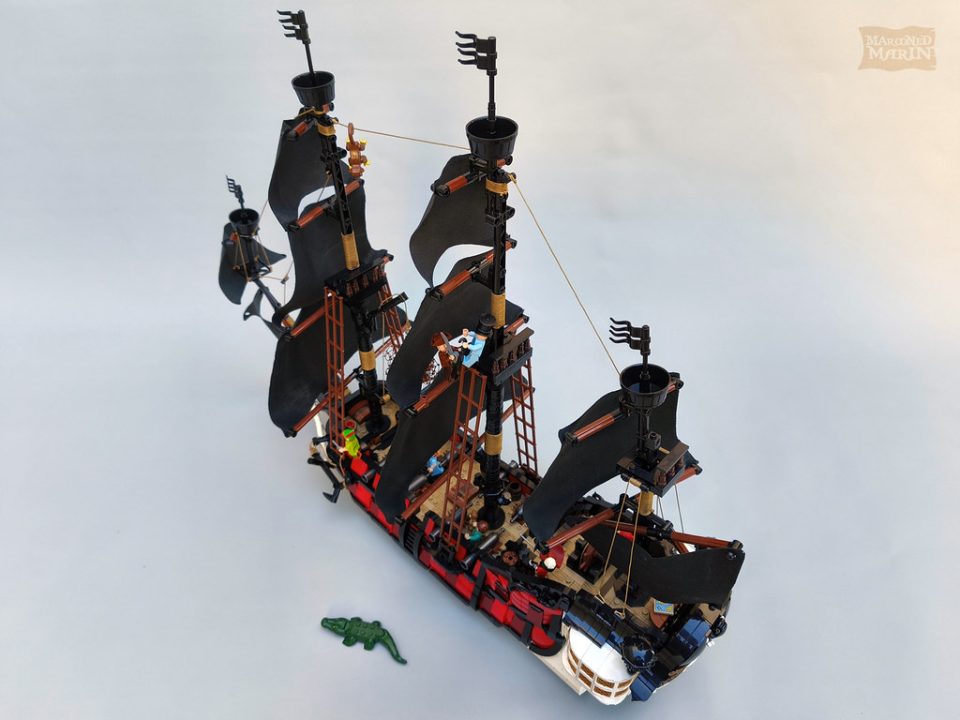 Click here to enlarge image Masts and sails of the "Jolly Roger" by Marooned Maroon from above